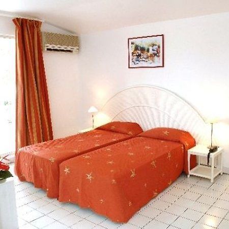 Le Marouba Hotel Le Carbet Bilik gambar